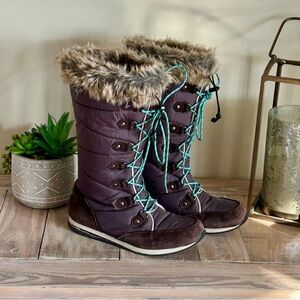 L.L. Bean Women's Winter Boots - Purple with Fur Trim
